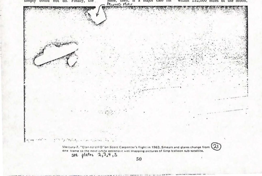 Recorte de página de revista com foto granulada de um objeto oblongo à esquerda e legenda embaixo.