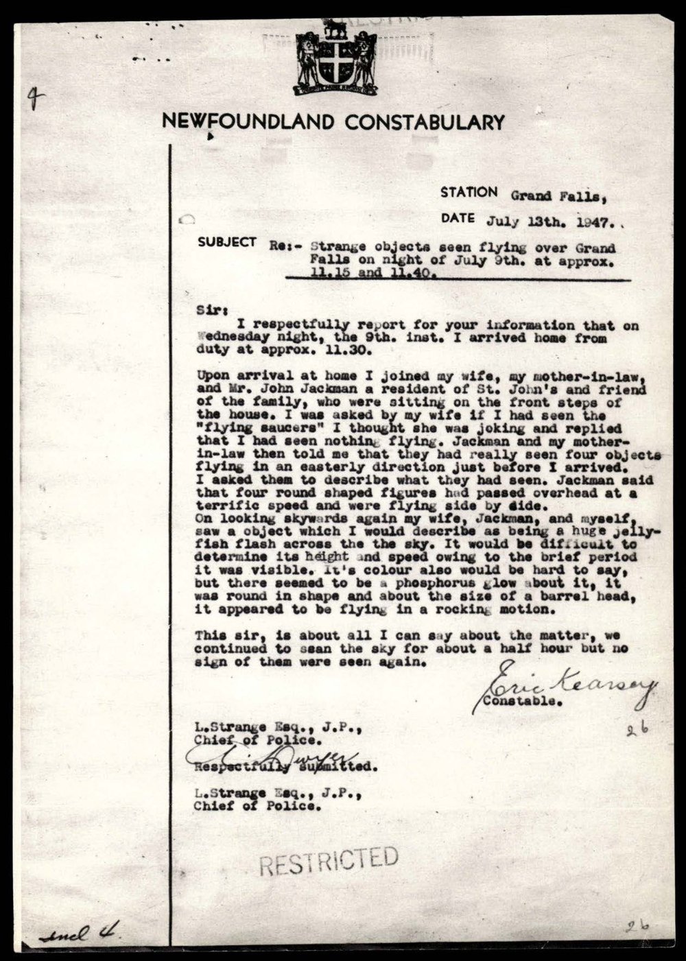 Folha datilografada com brasão e título Newfoundland Constabulary, assinatura manuscrita de Eric Kearsey e carimbo RESTRICTED.