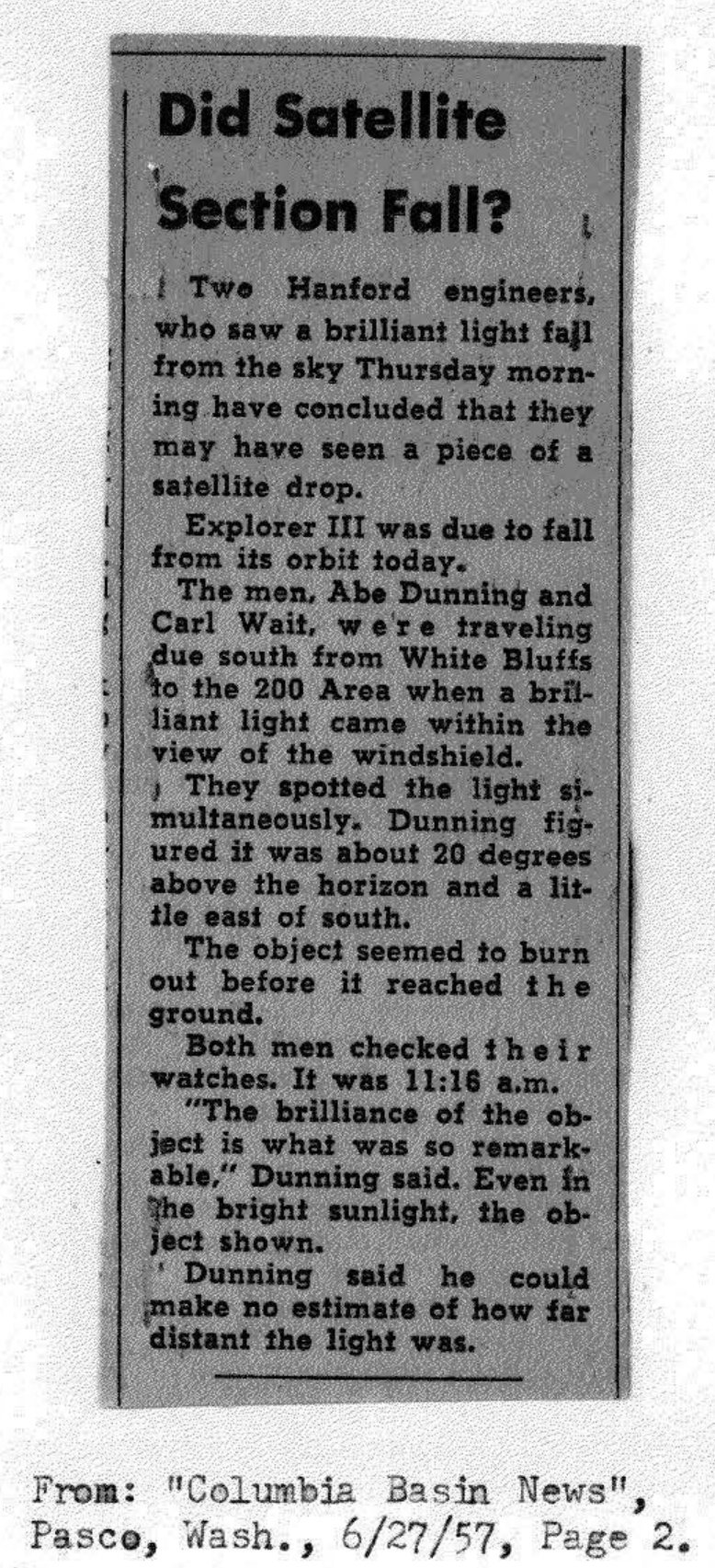 Recorte de jornal em coluna estreita com o título em negrito “Did Satellite Section Fall?” e, abaixo, a legenda datilografada do FBI.