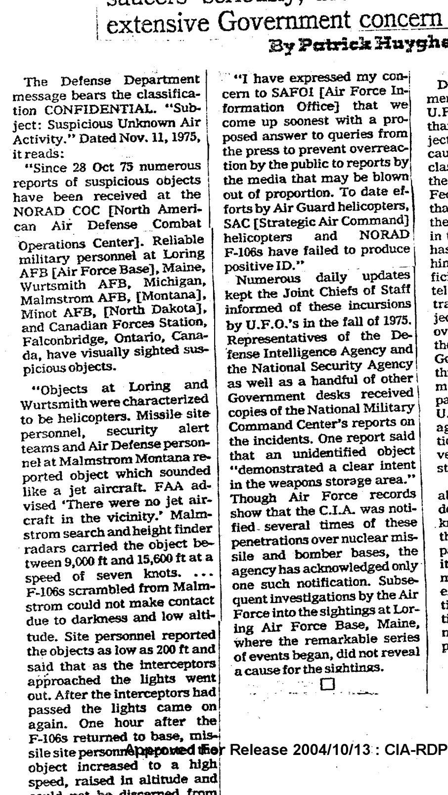 Duas colunas de texto de revista que citam a mensagem Suspicious Unknown Air Activity e mencionam Loring, Wurtsmith, Malmstrom, Minot e Falconbridge