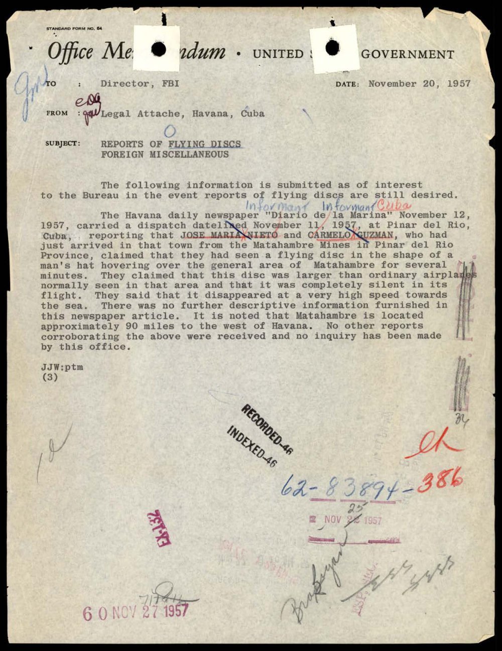 Memorando do FBI com a síntese da notícia do jornal cubano e carimbos de arquivo.