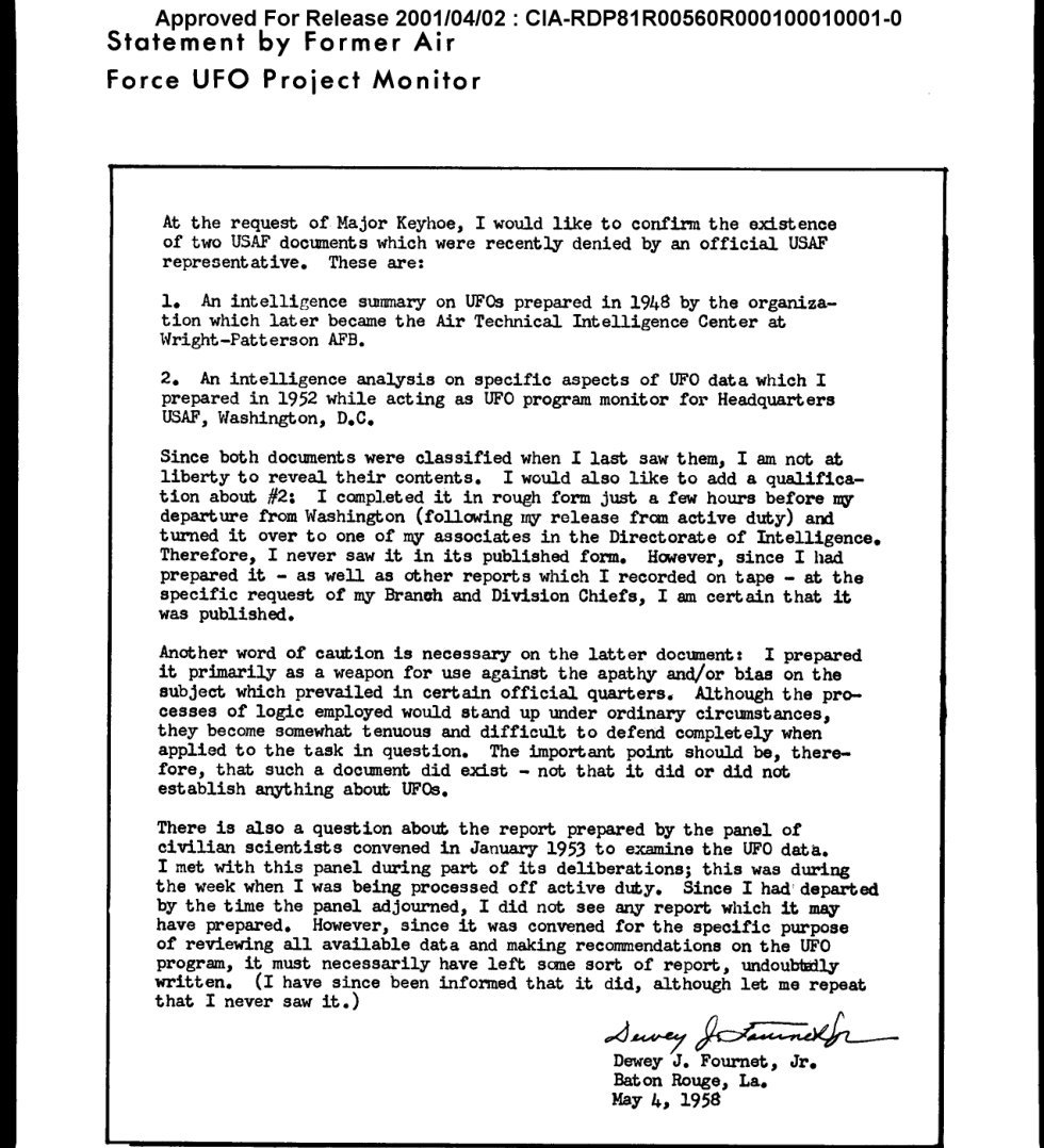 Página com o título Statement by Former Air Force UFO Project Monitor e um quadro com texto datilografado, assinatura manuscrita e a data May 4, 1958.