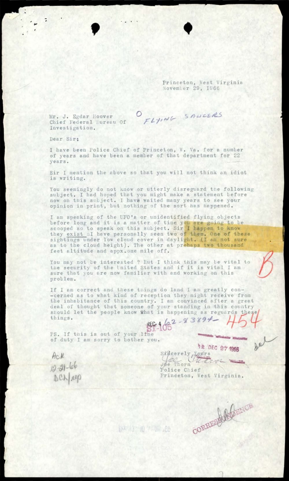 Carta datilografada de uma página, com a frase central destacada em amarelo no arquivo.