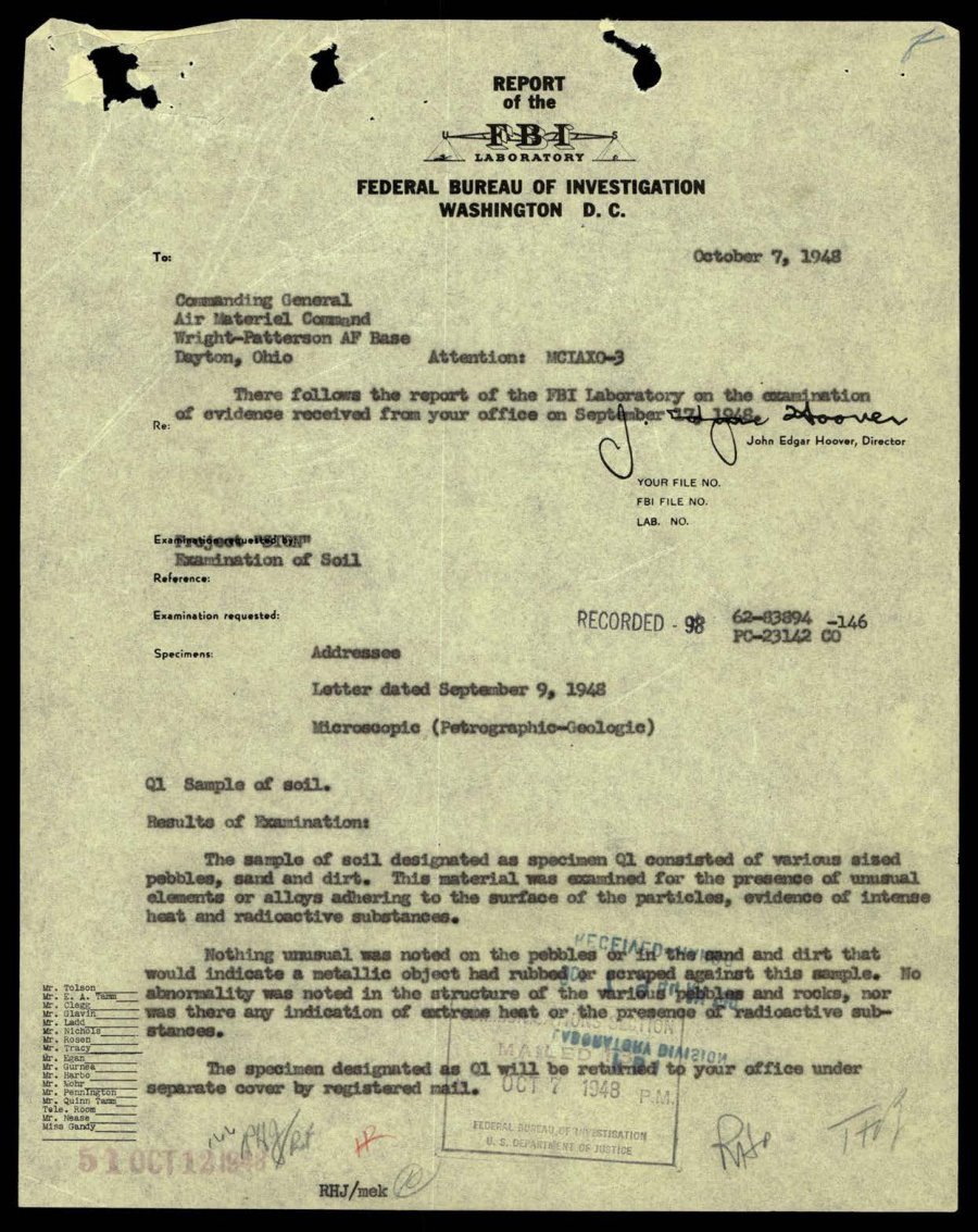 Laudo datilografado do Laboratório do FBI de 1948 sobre exame de amostra de solo.