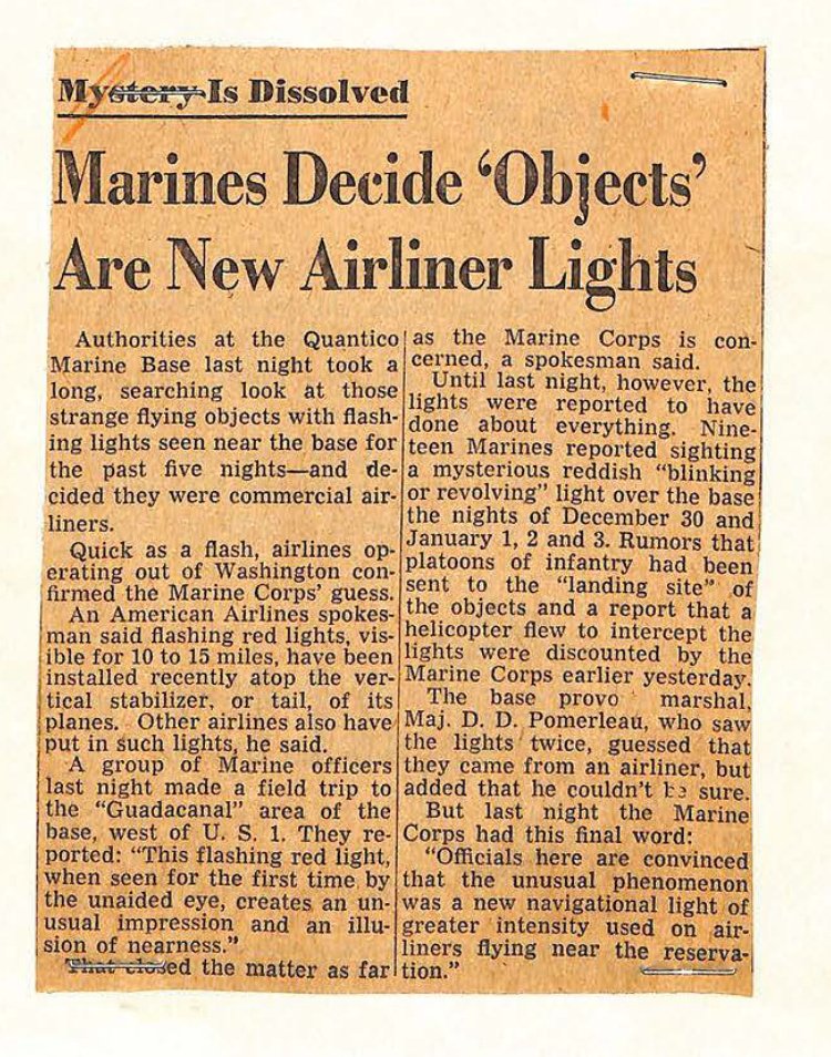 Recorte de jornal em duas colunas com a manchete Marines Decide Objects Are New Airliner Lights.