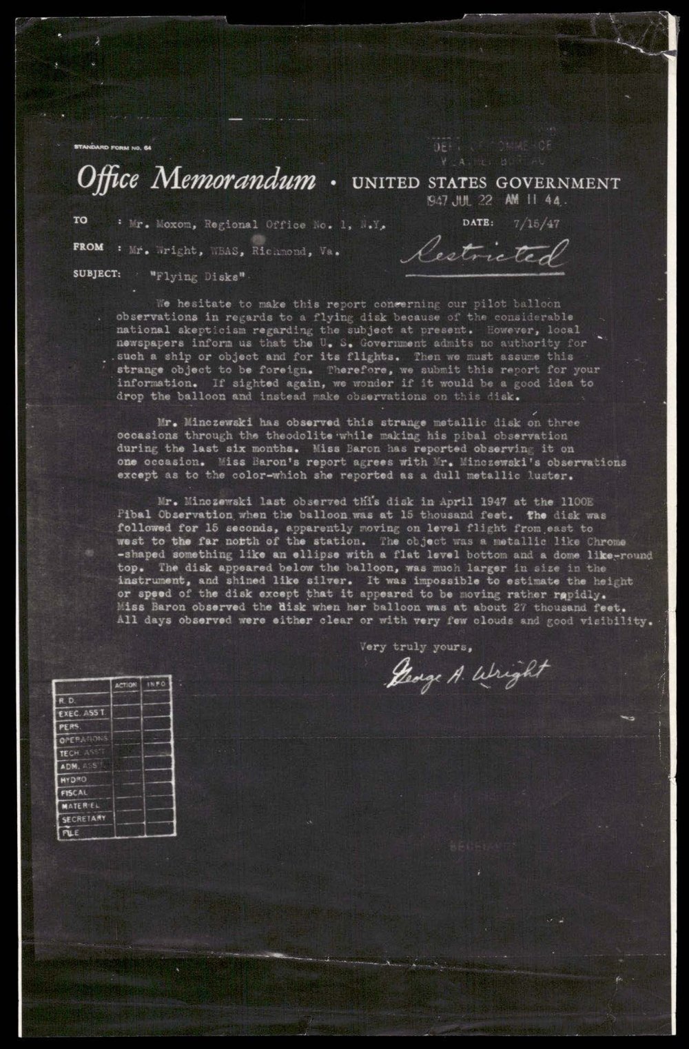 Folha datilografada do Weather Bureau, com o carimbo do Departamento de Comércio de 22 de julho de 1947 e a palavra Restricted escrita à mão.